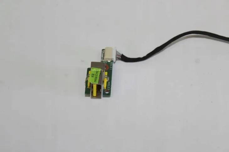 gniazdo-usb-lenovo-l512