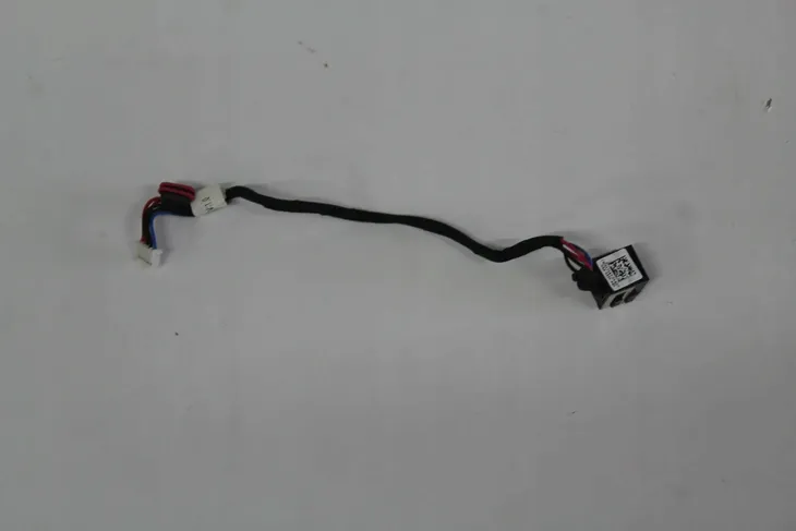 gniazdo-zasilania-dell-e5530-kod-producenta-171xt