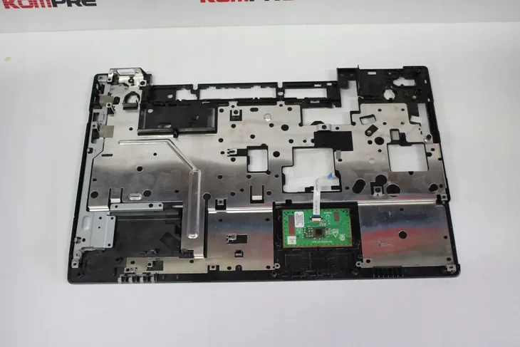 palmrest-fujitsu-e752