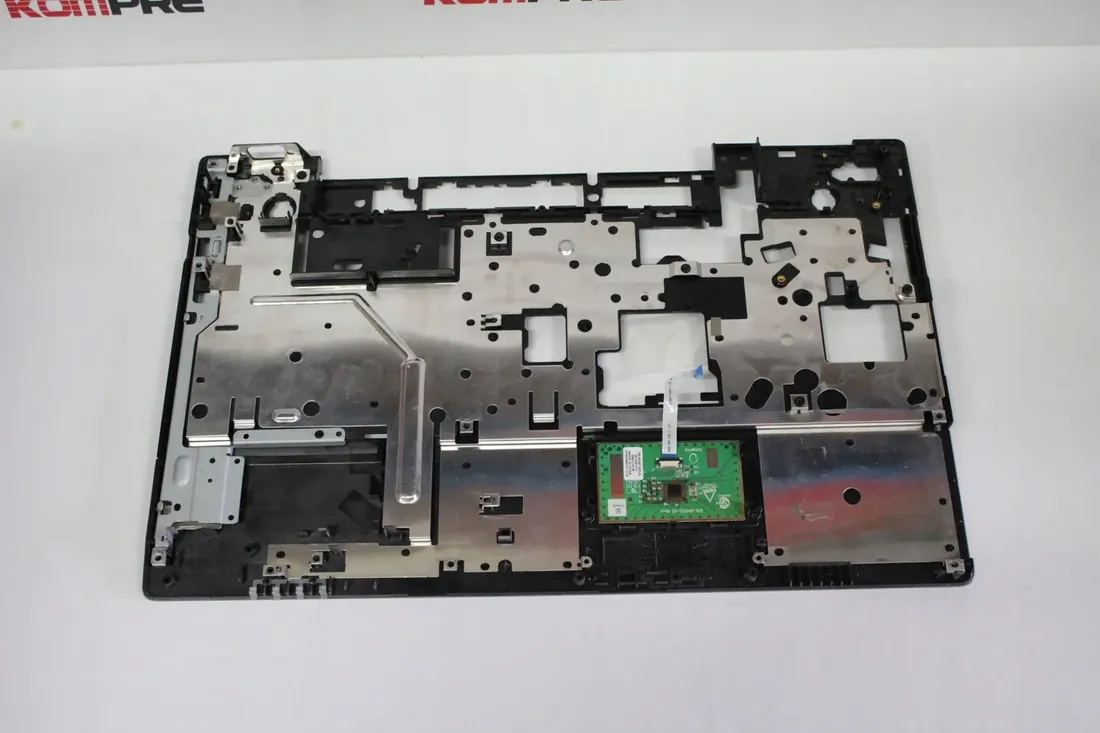 palmrest-fujitsu-e752