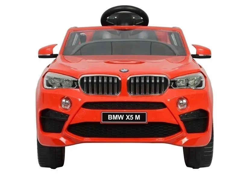 auto-na-akumulator-bmw-x5-m-czerwone