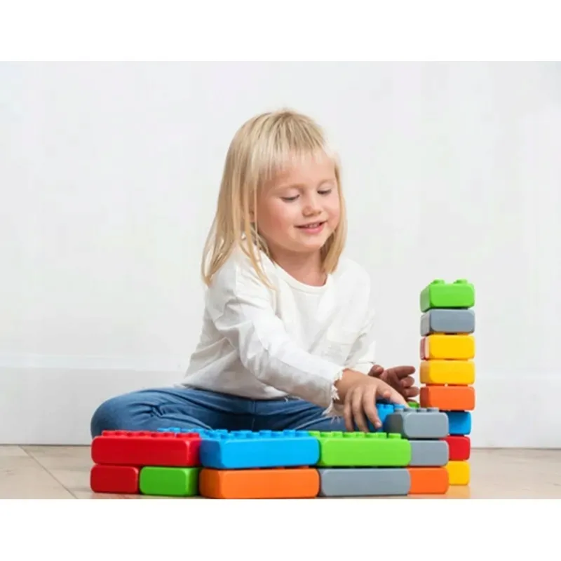 klocki-cegly-budowlane-junior-140-el-karton