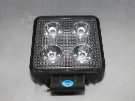 lampa-robocza-kwadrat-4diod