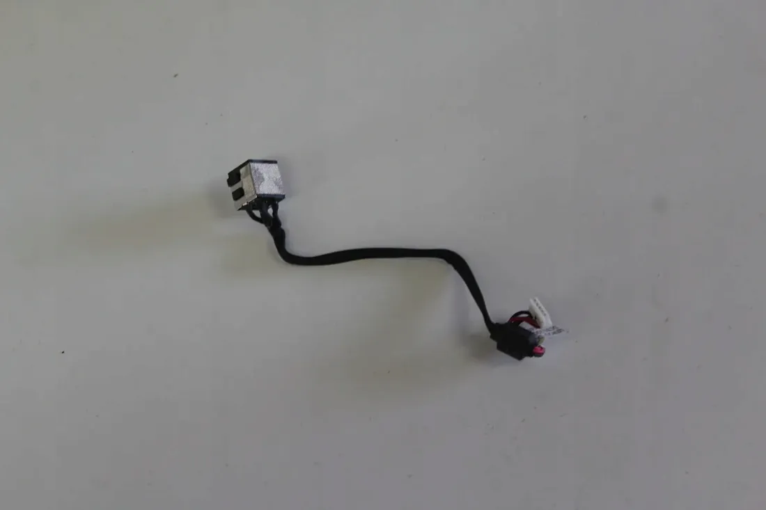 gniazdo-zasilania-dell-e5430