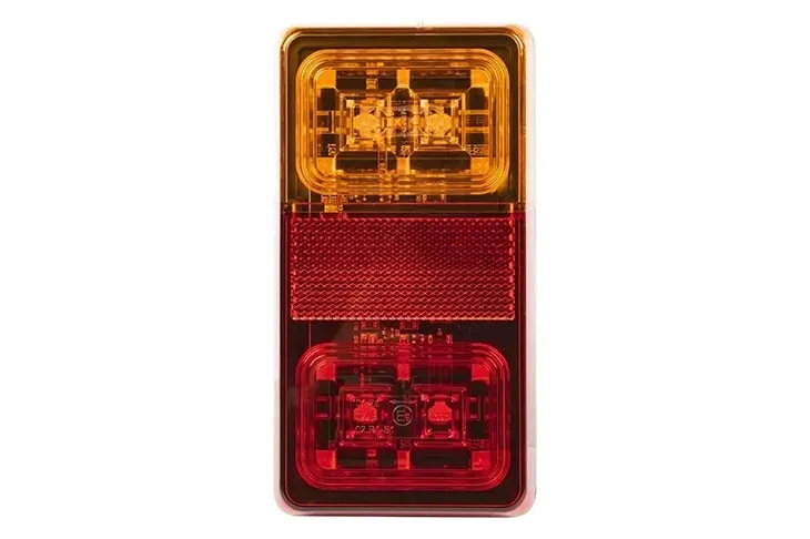 lampa-12-24v-16led-tyl-informacje-dodatkowe-zarowki-w-zestawie