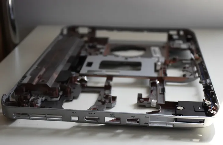 dell-e5420-obudowa-kadlubek