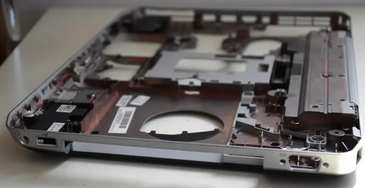 dell-e5420-obudowa-kadlubek