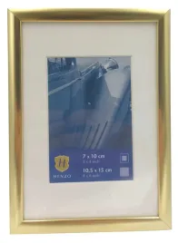 zlota-alurama-na-zdjecie-13x18-ramka-z-passpartout
