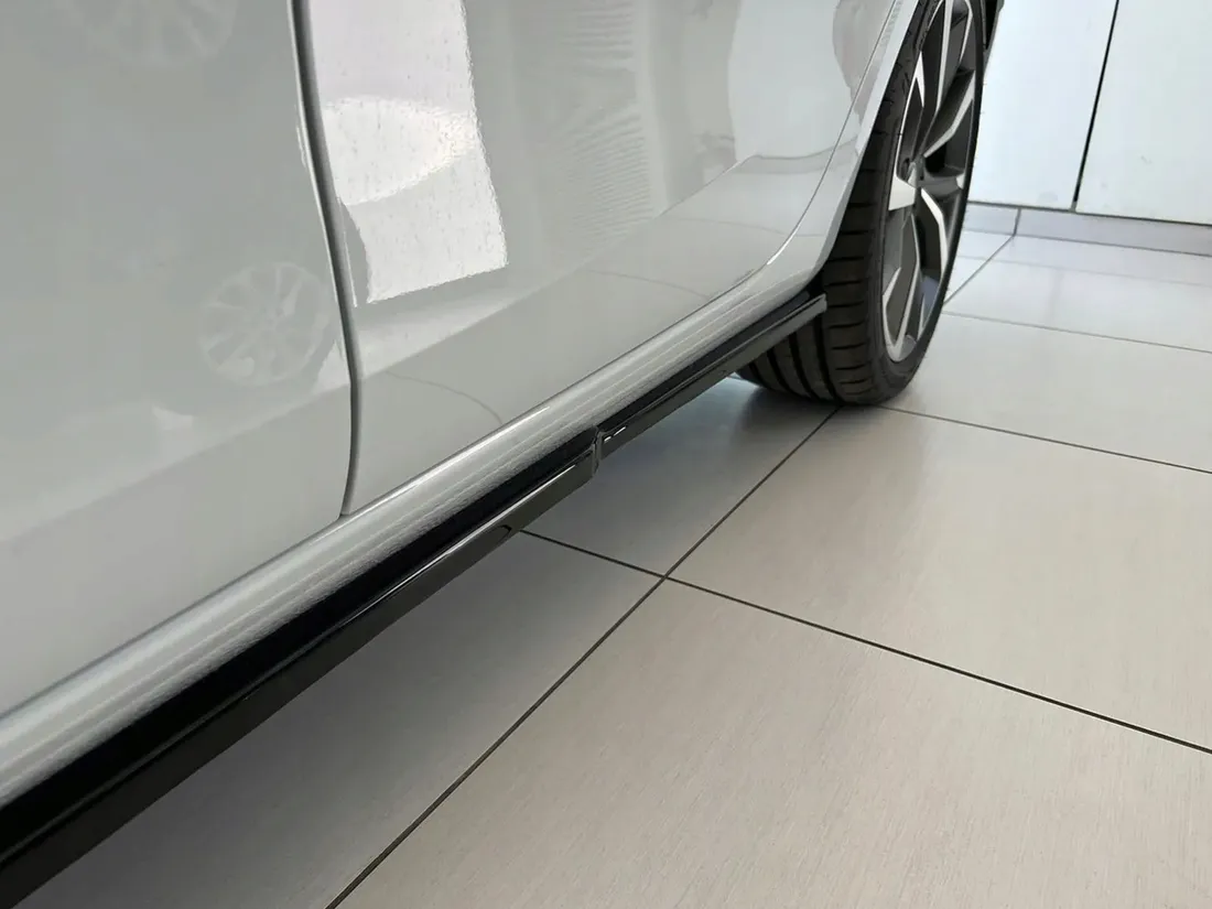dokladki-progow-do-cupra-leon-kl-i-2021-hatchback