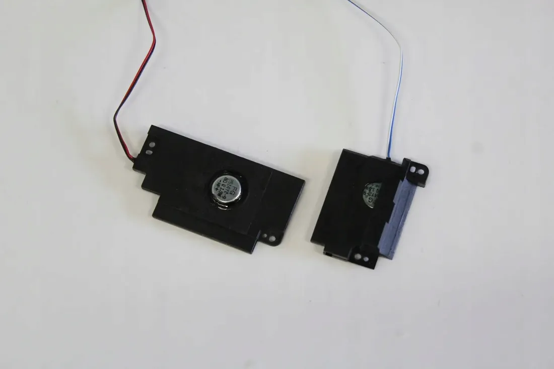 glosniki-lenovo-thinkpad-t520-stan-powystawowy