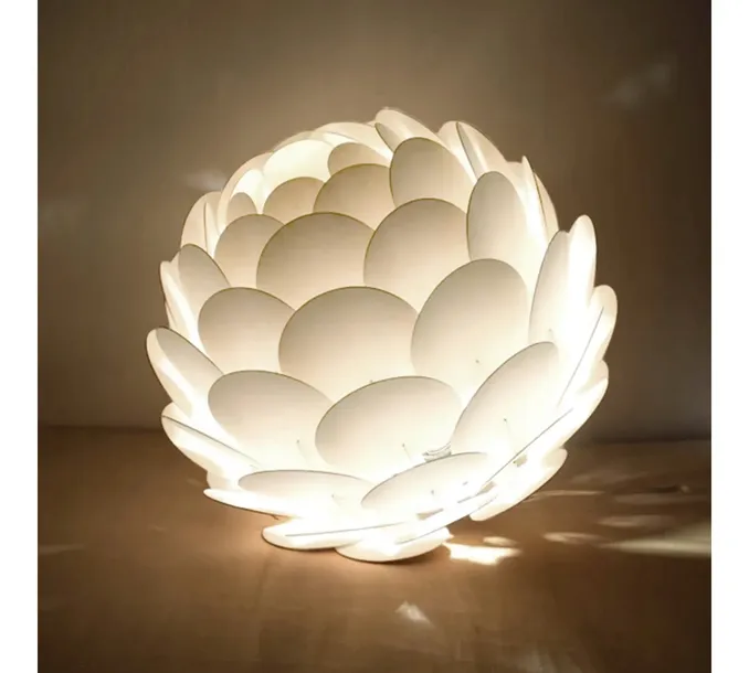 lampa-sufitowa-zyrandol-biala-nowoczesna-glamour-e27-do-pokoju-srednica-szerokosc-klosza-36-cm