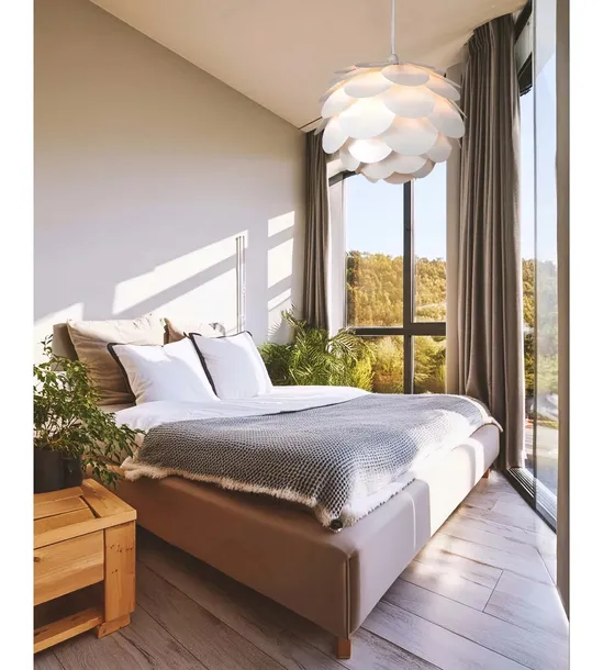 lampa-sufitowa-zyrandol-biala-nowoczesna-glamour-e27-do-pokoju-kolekcja-lampa-wiszaca