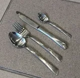 kinghoff-sztucce-72ele-polysk-kh-3520-material-wykonania-metal
