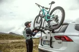 bagaznik-rowerowy-na-klape-thule-mini-cooper-2014-maksymalna-waga-roweru-15-kg