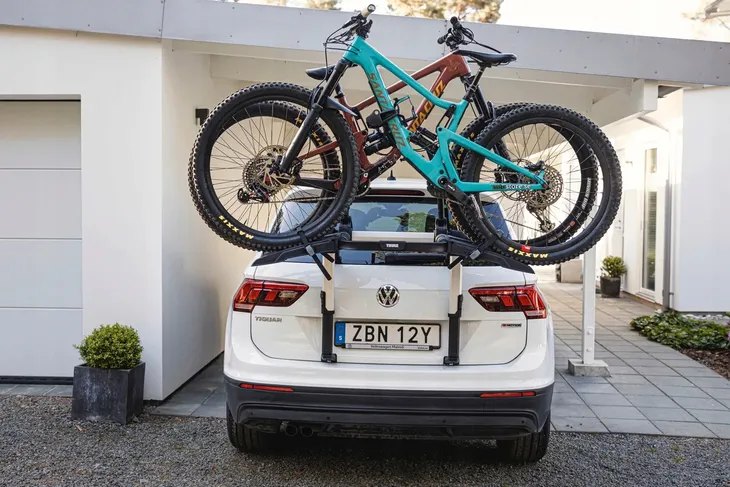 bagaznik-rowerowy-na-klape-thule-mini-cooper-2014-srednica-ramy-rowerowej-22-80-mm