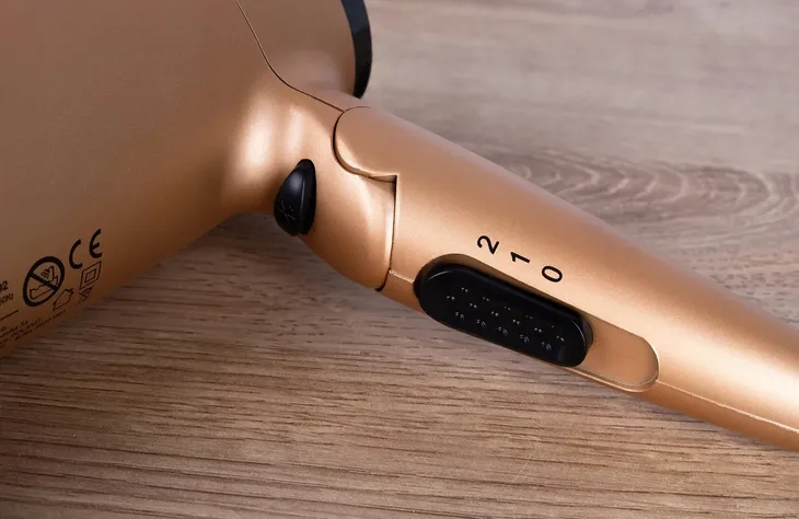 suszarka-do-wlosow-eldom-ht92-ika-szerokosc-produktu-8-3-cm