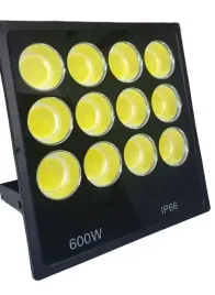 mocna-lampa-halogen-led-naswietlacz-600w-reflektor
