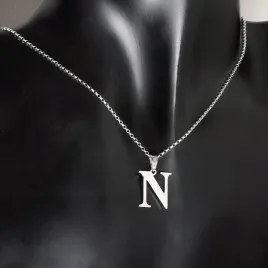 srebrny-lancuszek-z-literka-n