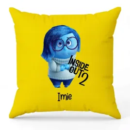 poduszka-ozdobna-zolta-smutek-imie-bajka-inside-out-na-prezent-hit-wzory