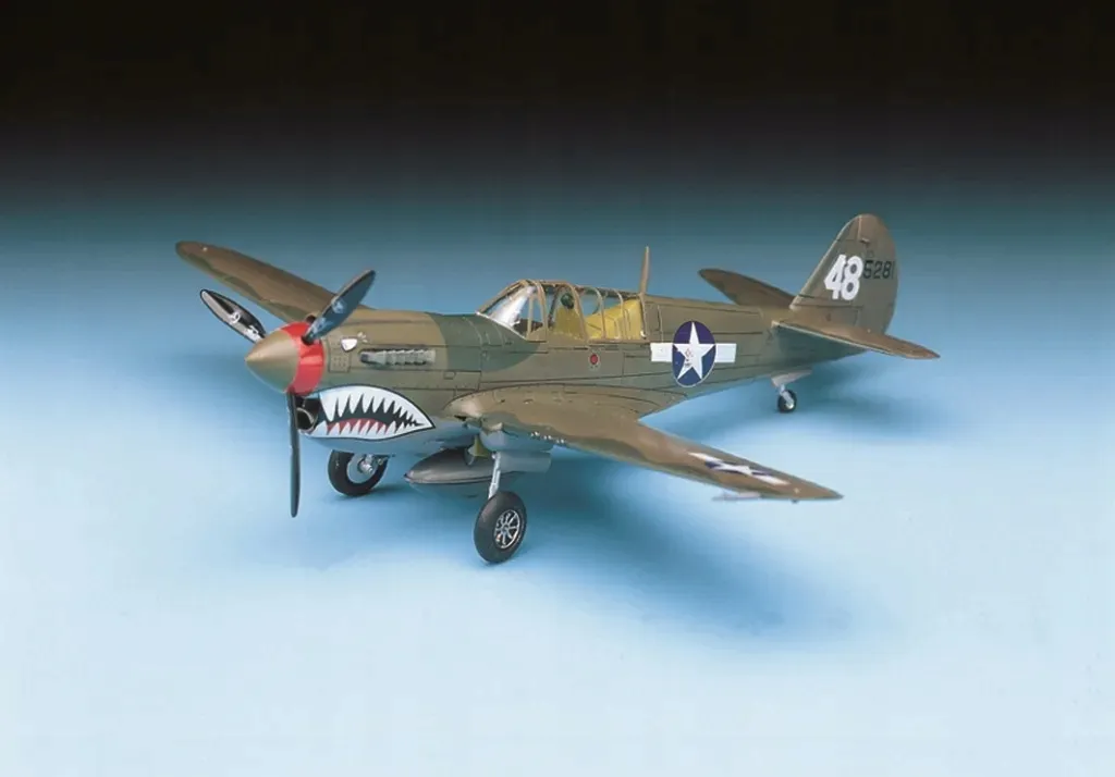 academy-12465-p-40-m-n-warhawk-1-72-marka-academy