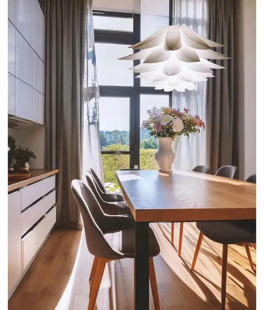 zyrandol-sufitowy-nowoczesny-bialy-glamour-e27-do-pokoju-informacje-dodatkowe-zarowki-w-zestawie