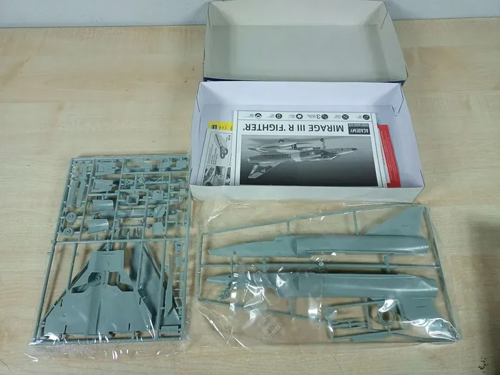 academy-12248-mirage-iiir-1-48-stan-opakowania-oryginalne