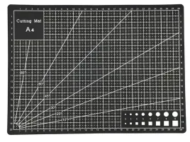 mata-do-ciecia-samogojaca-modelarska-a4-czarna-dwustronna-noze-podkladka
