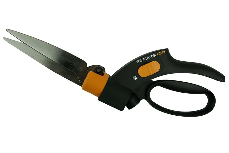 nozyce-do-trawy-gs42-fiskars-servosystem-marka-fiskars