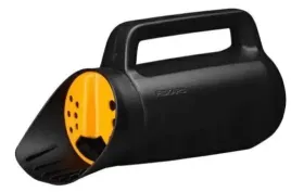 rozsiewacz-siewnik-do-nawozow-piasku-soli-fiskars