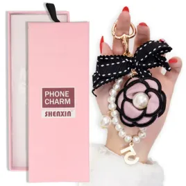 brelok-charms-zawieszka-quick-do-telefonu-kluczy-plecaka-roza-z-perlami