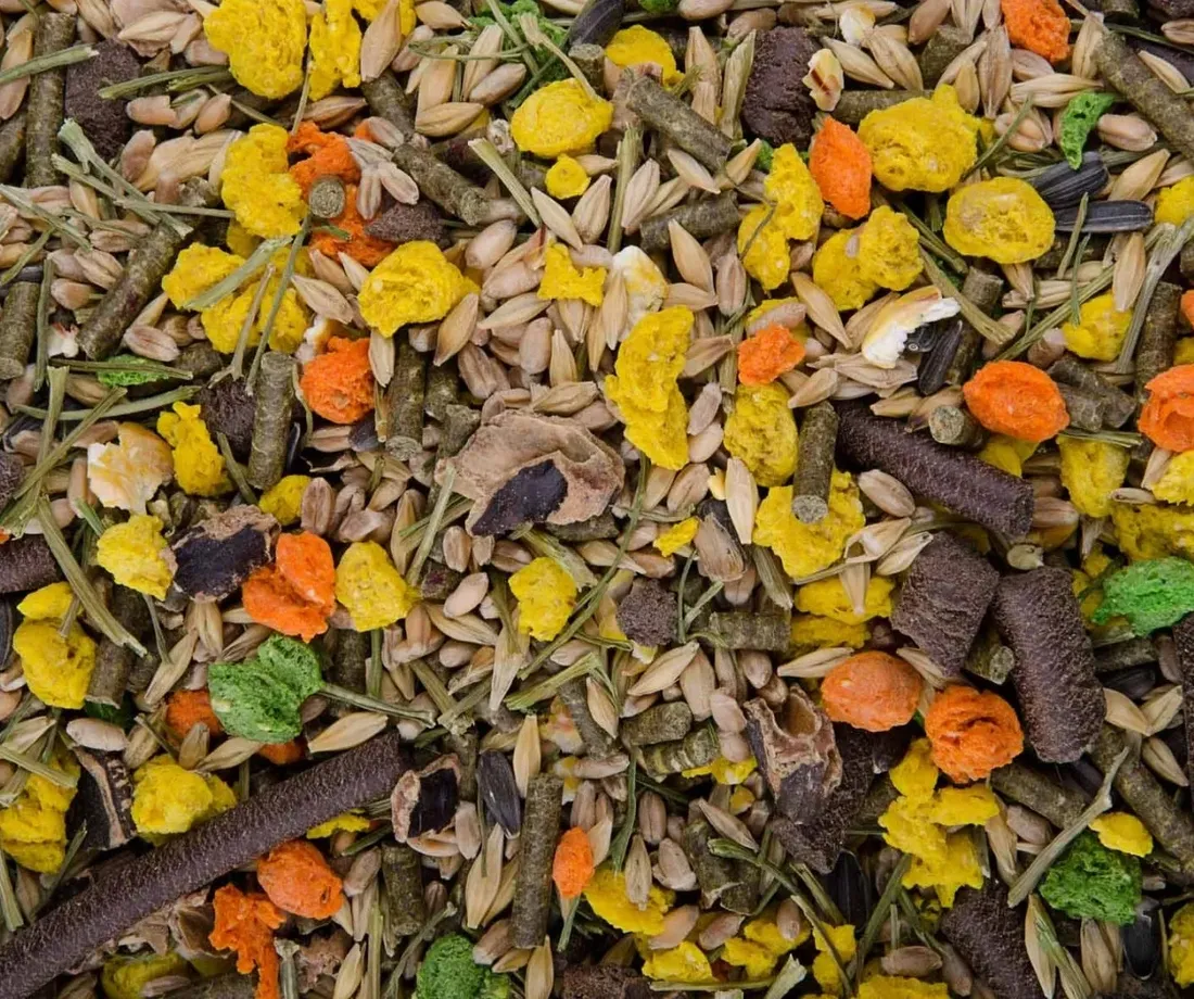 karma-dla-chomika-swinki-1-kg-karmy-specjalne-karma-uniwersalna