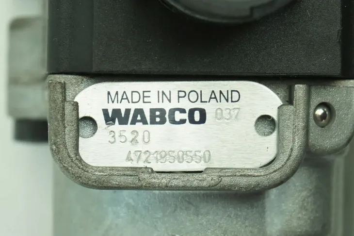 modulator-abs-scania-bayonet-producent-czesci-wabco-numer-katalogowy-oryginalu-ashok-leyland-445332075-foton-h0356d02001a0-irisbus-41211070-irisbus-5006034256-irisbus-5006143405-iveco-125726-iveco-41027224-iveco-41211070-iveco-42070065-iveco-42123220-iveco-42542734-iveco-5006034256-iveco-5006143405-iveco-9472195055-leyland-daf-abrd758-nissan-464139x401-paccar-1524831-scania-1453761-scania-1934978-ud-trucks-464139x401