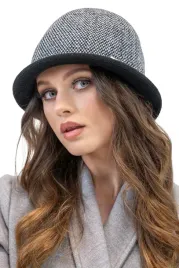elegancki-kapelusz-damski-zimowy-cieply-czarna-pepitka-vivisence-7044