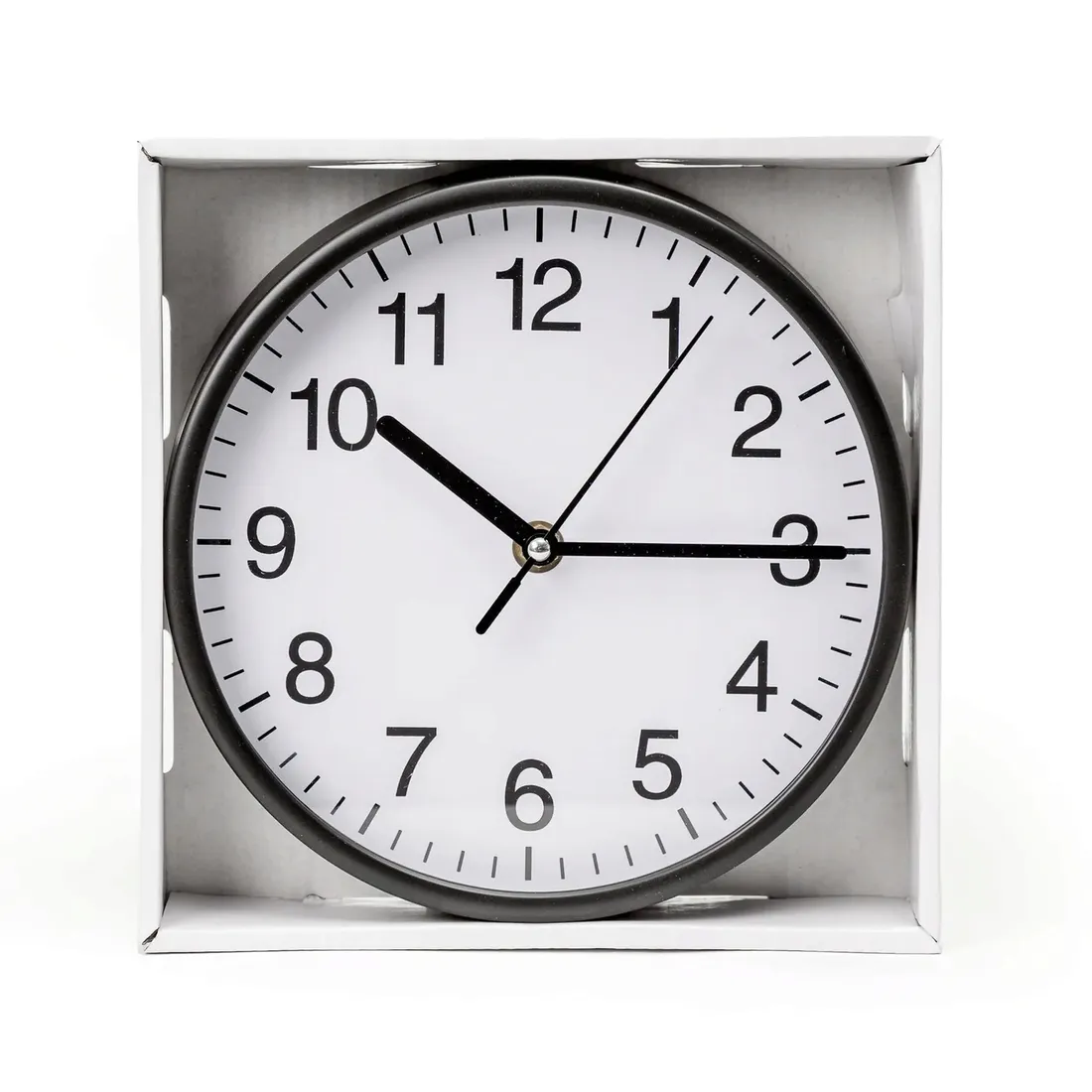 zegar-scienny-20cm-wink-czarna-ramka