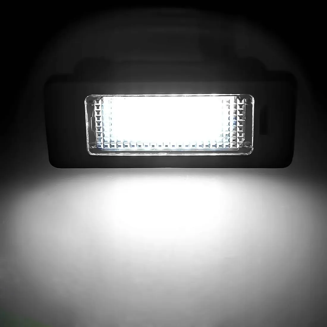 zestaw-2x-lampki-led-oswietlenie-tablicy-bmw-e60-e61-3-e90-e91-e70-e71-e84-stan-nowy