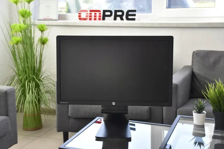 monitor-hp-e231-1920x1080-display-port-23-cale-marka-hp