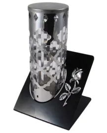 nowoczesny-znicz-ze-stali-lampion-metalowy-z-roza-azurowa-tuba