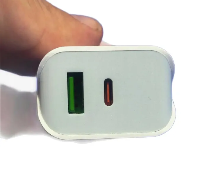 ladowarka-sieciowa-20w-dla-iphone-gratis-kabel-usb-c-do-lightning-1m-zgodnosc-ze-standardem-quick-charge-1-0-quick-charge-2-0