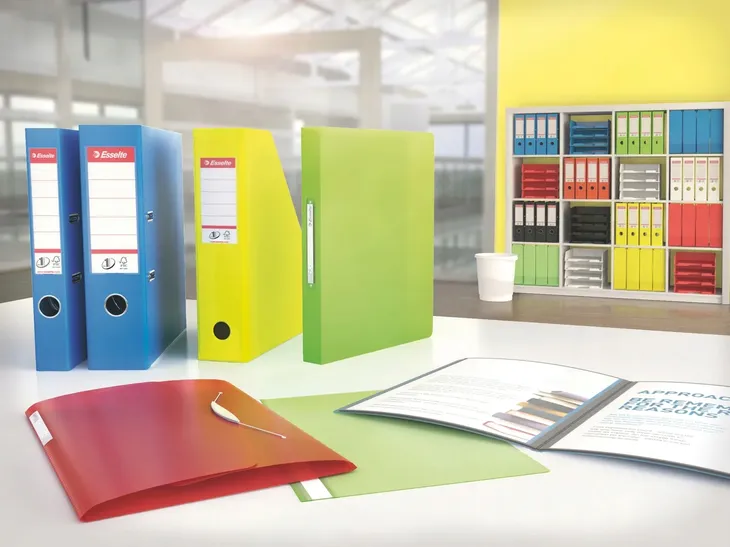 segregator-a5-esselte-waga-z-opakowaniem-0-38-kg