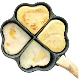 patelnia-do-smazenia-jajek-racuchow-plackow-pancakes-nalesnikow