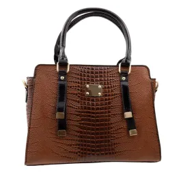 torebka-elegancka-ze-wzorem-weza-krokodyla-brazowa-lakierowana