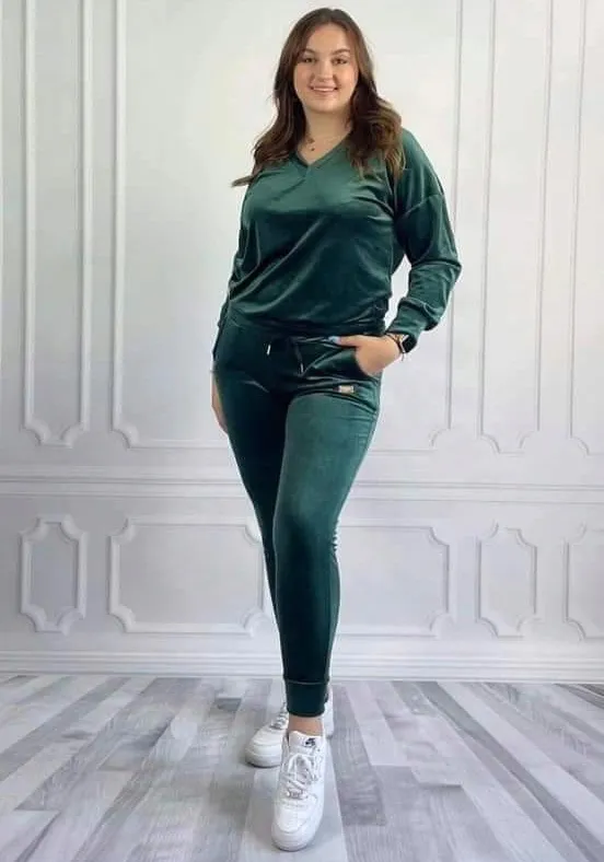 dres-welur-dekolt-v-neck-r40