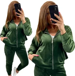 dres-damski-zasuwak-khaki-komplet-dresowy-oversize-welurowy-z-kapturem-48