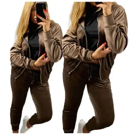 dres-damski-zasuwak-brazowy-komplet-dresowy-oversize-welurowy-z-kapturem-54