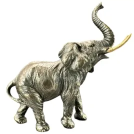 rzezba-figurka-slon-z-podniesiona-traba-symbol-szczescia-veronese-wu71083a1