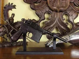 niemiecki-pistolet-mauser-c96-1024