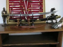 szabla-polska-stefana-batorego-z-pochwa