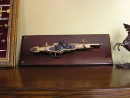 pistolet-skalkowy-drewniana-zawieszka-k1095-51m