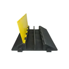 najazd-2-kanalowy-kablowy-gumowy-ochrona-kabli-90x60cm