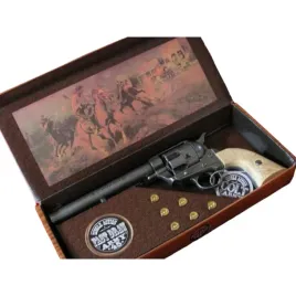 okazaly-colt-peace-maker-z-1873-w-pudle-naboje-k1064-1pm
